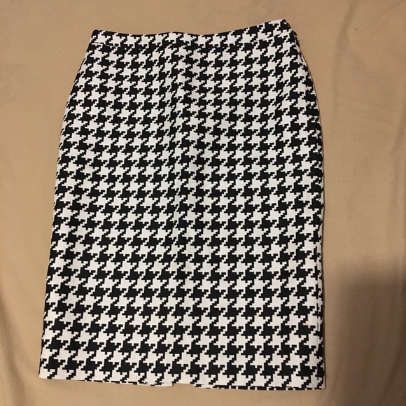 Brand new Michael Kors wool pencil skirt - Picture 2 of 7